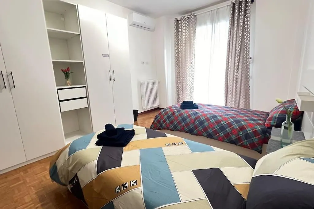 New And Elegant Apartment On The Navigli Netflix E Disney ميلان