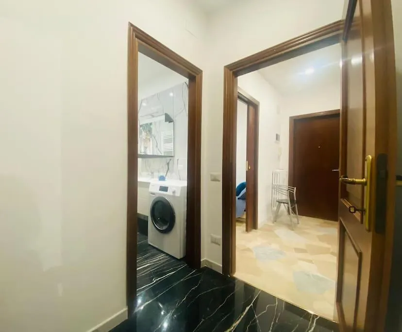 New And Elegant Apartment On The Navigli Netflix E Disney ميلان إيطاليا