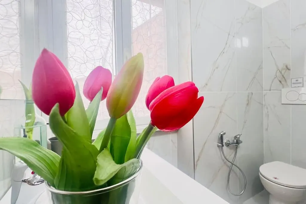 New And Elegant Apartment On The Navigli Netflix E Disney ميلان