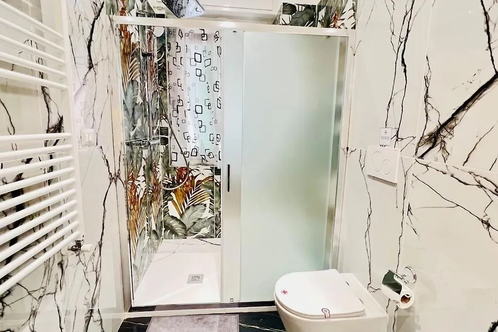 New And Elegant Apartment On The Navigli Netflix E Disney ميلان 0*,
