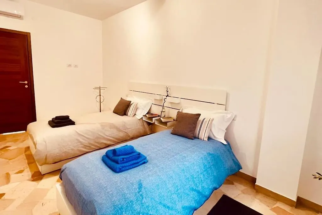 New And Elegant Apartment On The Navigli Netflix E Disney ميلان إيطاليا