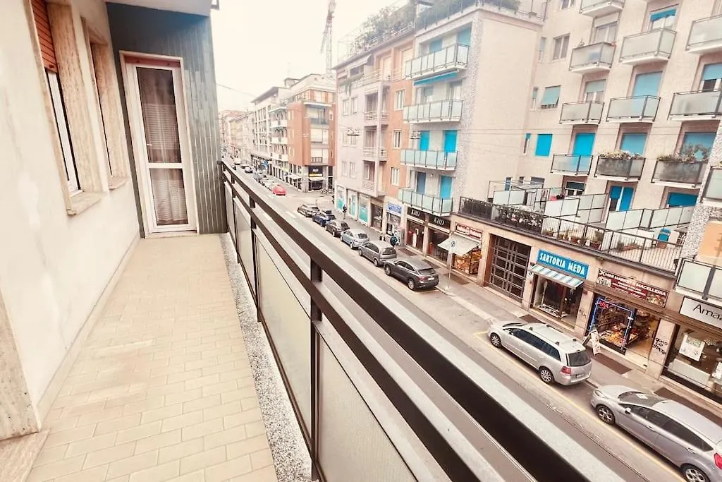 New And Elegant Apartment On The Navigli Netflix E Disney ميلان