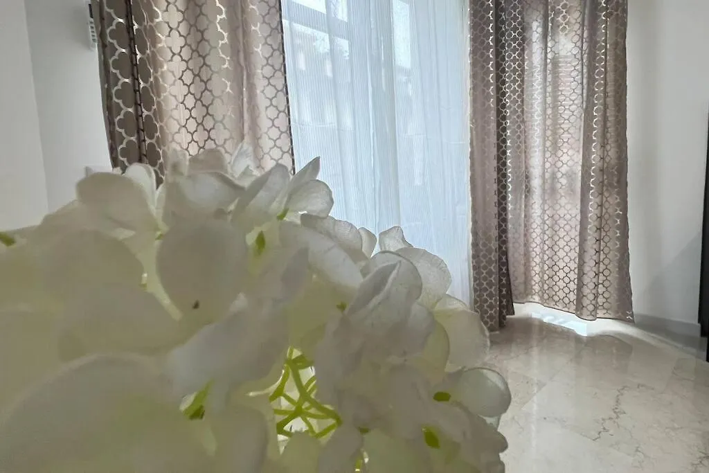 New And Elegant Apartment On The Navigli Netflix E Disney ميلان