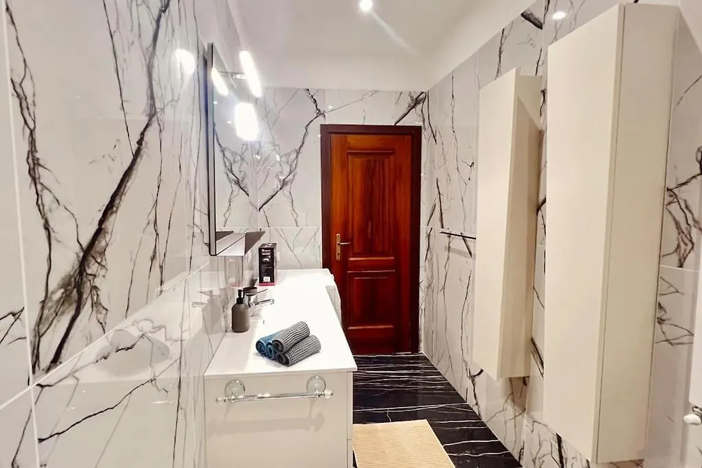 New And Elegant Apartment On The Navigli Netflix E Disney ميلان