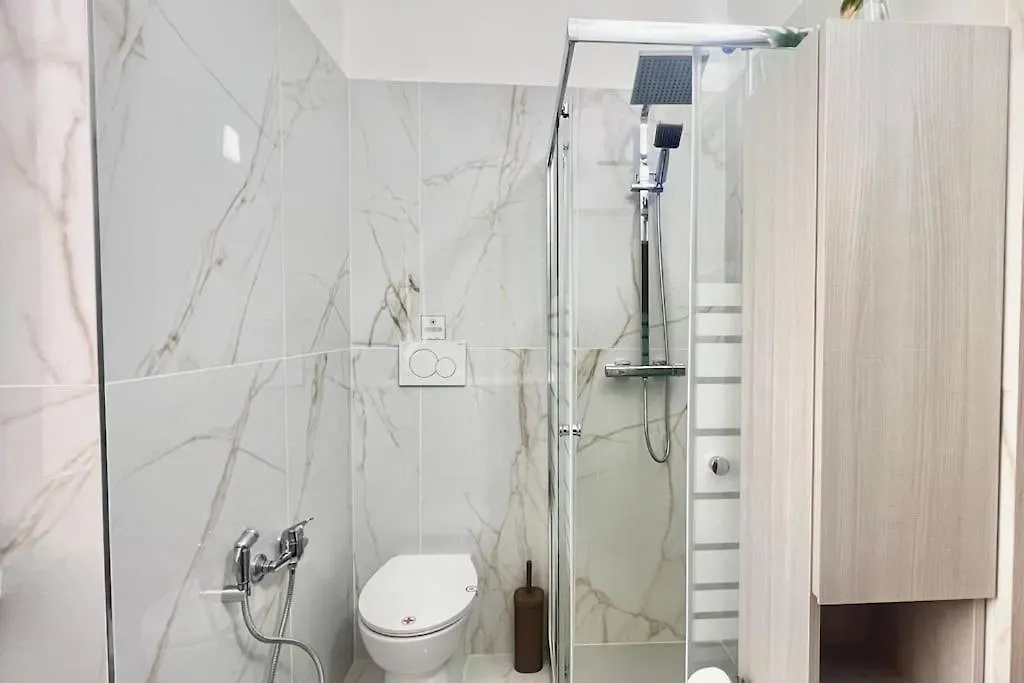 New And Elegant Apartment On The Navigli Netflix E Disney 米兰