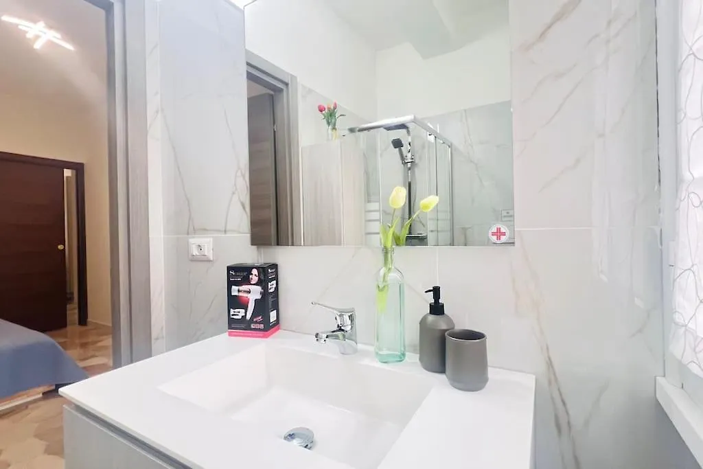 New And Elegant Apartment On The Navigli Netflix E Disney 米兰 意大利